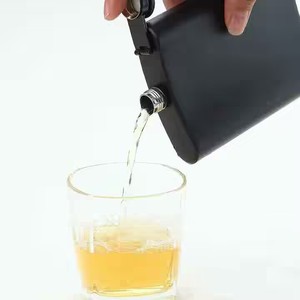 Fiaschette in Acciaio Inox Nero Opaco Multi-Capacità 6oz 7oz 8oz per Liquori, Whisky e Alcolici <span class=keywords><strong>con</strong></span> Imbuto - Product Image 5