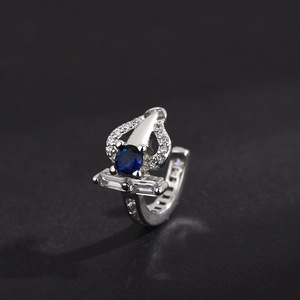 Clip-On Earrings Blue Zircon Sword Shape Geometric Design Party Wear Asymmetry Style Zinc Alloy Inlay Claw Setting - Product Image 3