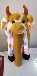 Gorro de invierno de felpa con orejas de conejo LED móviles para mujer, diseño de Búfalo del Año Nuevo Chino, ideal para bailar o como juguete. - Product Image 2