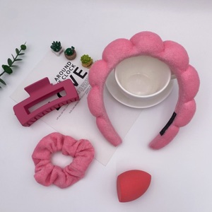 Famous Square Claw Cloud Headband Set, Macaron Color Elastic <strong>Scrunchie</strong> &amp; Makeup Sponge, Trendy Makeup &amp; Hair Styling Kit - Product Image 4