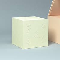 Boîte cadeau rigide magnétique |   Emballage personnalisé avec laminage mat et doublure en mousse, logo en relief pour mariages et cadeaux de luxe