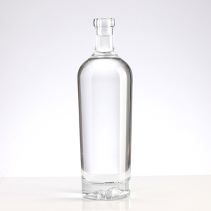 Botella de Whisky de Vidrio Transparente Personalizable |   Botella de Licor <span class=keywords><strong>Premium</strong></span> para Vodka, Ron, Ginebra |   Diseño Clásico con Base Estable - Product Image 2