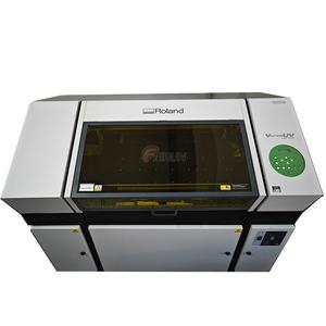<span class=keywords><strong>เครื่องพิมพ์</strong></span>ยูวีแบบตั้งโต๊ะ Roland VersaUV LEF-300 <span class=keywords><strong>มือ</strong></span><span class=keywords><strong>สอง</strong></span> สำหรับพิมพ์วัสดุ PET, ABS, โพลีคาร์บอเนต และวัสดุอ่อนนุ่ม - Product Image 1
