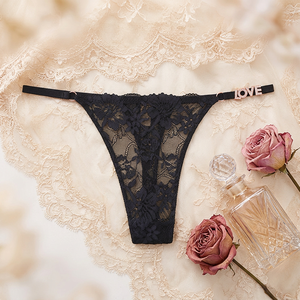 Tanga de Encaje Negro Sexy para Mujer con Letras LOVE de Pedrería, Cintura Baja, Ropa Interior Transpirable para Damas, OEM ODM - Product Image 3