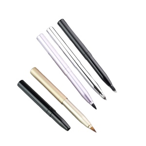Vente directe d'usine Portable Compact <span class=keywords><strong>rétractable</strong></span> <span class=keywords><strong>pinceau</strong></span> à <span class=keywords><strong>lèvres</strong></span> outil magique fermeture automatique outil de maquillage pinceaux de maquillage - Product Image 1
