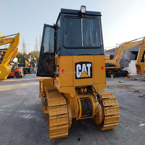 Bulldozer sur chenilles CAT D5K d'occasion, 8,2 tonnes, taille compacte, performances stables pour l'agriculture et la construction - Product Image 6