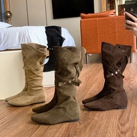 Nouvelles Bottes Hautes Décontractées pour Femme Automne Hiver, en Faux Daim, avec Sangle à Rivets Croisés, Bout Pointu, Style Rétro Cowboy