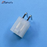 Conector Molex Automotriz 5557-2*2AW de 4.2mm de Paso, 4 Pines, Hembra, Ángulo Recto, para Montaje en PCB, 250V