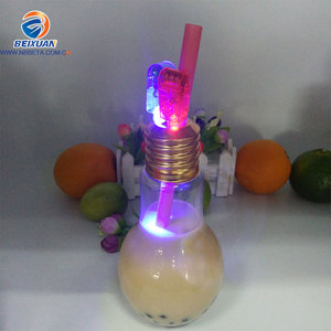 2020 Hot Bán Buôn 400Ml/500Ml/600Ml 7 Colors LED Light Flash Bulb Hình Chai Nước Ép Nhựa - Product Image 3