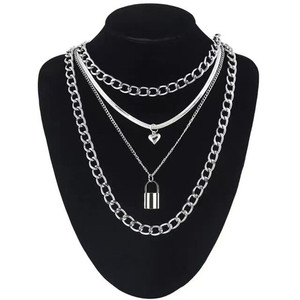 Conjunto de Collares en Capas de Moda, Colgante de Corazón con Candado de Aleación de Zinc Dorado, Cadena de Múltiples Hilos, Joyería para Mujer, Pieza de Destaque Moderna - Product Image 2