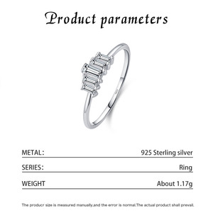 Anillo de compromiso de plata S925 con diamantes baguette para mujer, estilo clásico geométrico con engaste de canal, ideal para regalar a seres queridos. - Product Image 2