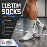 Chaussettes de sport personnalisées OEM avec rayures latérales, semelle coussinée de soutien, design de marque, en coton, pour la randonnée et l'entraînement