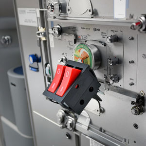 Saklar <span class=keywords><strong>Rocker</strong></span> KCD6-A <span class=keywords><strong>15A</strong></span>/20A, KCD6-A, 3pin 250VAC mati hidup 3 posisi - Product Image 3