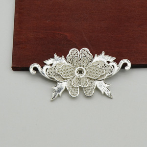 Accessoire de coiffure en filigrane de cuivre pur, motif floral, 27x7cm, plaqué or et argent, style ancien, décoration de mariage Hanfu - Product Image 4