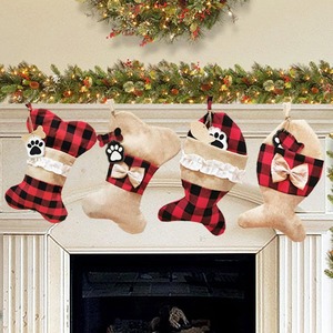 Chaussettes de Noël douces en polyester à motif écossais et os de poisson pour chats et chiens - Décorations de Noël et sacs cadeaux - Product Image 1
