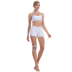 Genouillères à compression réglable perforées avec sangle <span class=keywords><strong>pour</strong></span> <span class=keywords><strong>la</strong></span> rotule, idéales <span class=keywords><strong>pour</strong></span> le saut à <span class=keywords><strong>la</strong></span> corde, le basketball et <span class=keywords><strong>la</strong></span> course en extérieur - Product Image 2