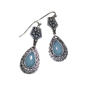 Orecchini Pendenti Boho con Luna Intagliata e Dettagli in Stile Opale, Design Vintage, Accessori di Moda per Donne - Product Image 5