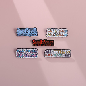 Épingles en émail personnalisées avec citations, métal brossé, phrases amusantes, dictons positifs, textes classiques, broche, badge de revers, bijoux, cadeau pour amis - Product Image 2