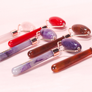Custom Anti Aging pink Rose Natural Green Facial Jade Roller Heart Shaped Gua Sha With Jade Roller Set - Product Image 1