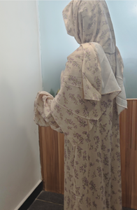 J-259 elegante abito <span class=keywords><strong>da</strong></span> preghiera <span class=keywords><strong>da</strong></span> donna in raso elegante Abaya di alta qualità con Hijab <span class=keywords><strong>da</strong></span> Dubai stampa floreale per Eid Muslim festival - Product Image 3