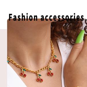 Collier pendentif en or inaltérable avec chaîne, en acier inoxydable fin plaqué or 18 carats, colliers de mode pour femmes - Product Image 3