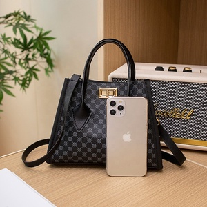 กระเป๋าถือสะพายข้างผู้หญิงแบรนด์หรูแฟชั่นขายส่งขนาดเล็ก - Product Image 6