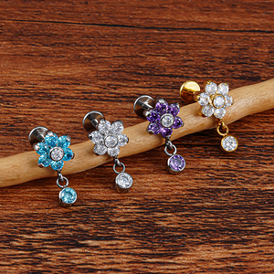 Right Grand 16G Flower CZ Drop Dangle ASTM F136 Pendiente plano de titanio Tragus Helix Lobe Stud Piercing plano - Product Image 2