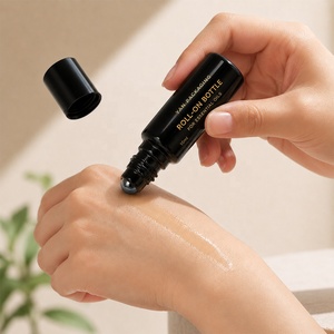 Envase de Vidrio Negro Opaco de Lujo de 5ml 10ml 15ml 20ml de YAN Packaging, Botella Roll-on Personalizada con Bola de Acero para Aceites Esenciales y Perfumes - Product Image 3