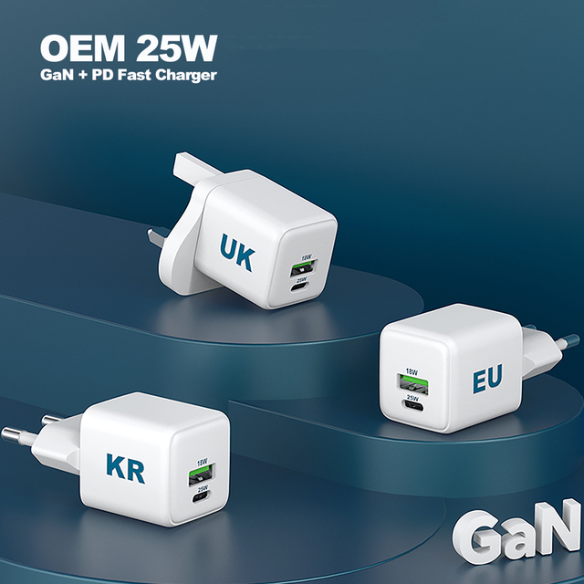Family Design 25W Phone Charger Dual Port Mobile Phone Universal Super Fast Charging Portable PD Gan 25W Charger Blok for iPhone