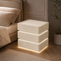 Table de chevet moderne en bois massif à 3 tiroirs avec lumière à détecteur de mouvement, faible MOQ, armoire de rangement pour chambre d'hôtel, vente en gros