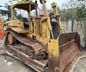 Komatsu D6R Bulldozer Japon Marque d'occasion Bonne condition de fonctionnement Prix bon marché Les composants de base comprennent un roulement de pompe à moteur - Product Image 2