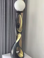 Lampe sur pied LED moderne et créative en forme humaine pour salon et hôtel, design postmoderne de luxe