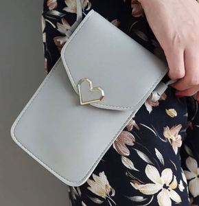 Échantillon gratuit : Sac à main transparent pour femme avec écran tactile, portefeuille simple, sac de sport, sac bandoulière pour téléphone portable - Product Image 5