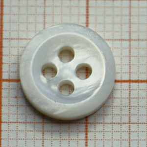 กระดุม2รูเปลือกหอยมุกสีขาวปรับแต่งได้ซักได้ - Product Image 5