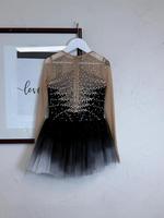 Haute élasticité noir gris dégradé robe de patinage artistique pour les femmes brillant strass danse sur glace Performance porter