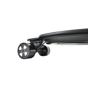 Patineta Eléctrica para Adultos con Motor Dual Hub, Ruedas de 90 mm, Patineta de Alta Velocidad - Product Image 5