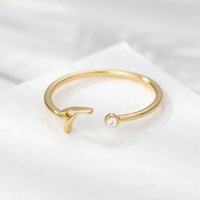 Bague de mariage en laiton plaqué or 18 carats avec zircone cubique sertie en bélière, lettre initiale de l'alphabet A-Z pour femmes