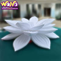 Décoration gonflable personnalisée en forme de fleur mignonne et dodue pour l'aménagement de vitrine de centre commercial |   Fabricant professionnel d'articles gonflables