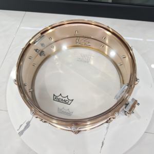 Vente directe du fabricant Tambour de <span class=keywords><strong>jazz</strong></span> professionnel de 14 pouces Anneau de tambour en métal brun moulé sous pression Chambre de tambour en acier inoxydable - Product Image 6
