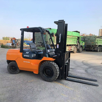Chariot élévateur diesel Toyota 8FD50N d'occasion de 5 tonnes avec hauteur de levage de 3000-6000 mm à vendre