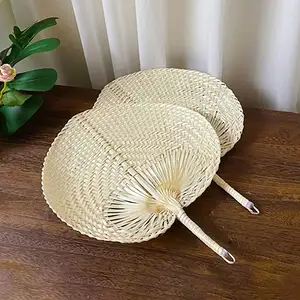 Doğal bambu ve Rattan fanlar Handwoven palmiye yaprağı desen kalp şeklinde dokuma Fan yaz soğutma fanı ev dekorasyon