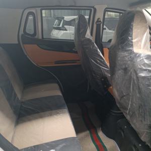 Vente directe d'usine de véhicules électriques à basse vitesse XB 4 roues pour adultes, de haute qualité, avec charge rapide et autonomie de 301 à 400 km - Product Image 5