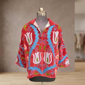 Veste kimono artisanale en velours Suzani, rouge, à fleurs, brodée à la main, manteau long, style bohème vintage, cardigan d'hiver pour femme - Product Image 1