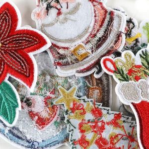 Patch brodé thermocollant personnalisé en gros pour vêtements, patch fleur brodé personnalisé avec sequins - Product Image 5