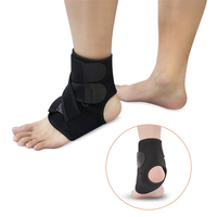Attelle de cheville réglable et respirante avec sangles de stabilisation, support élastique pour l'entraînement sportif