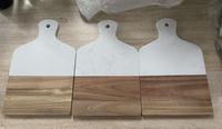 Planche à découper en bois d'acacia personnalisée pour la cuisine, pour servir des steaks, des fruits, du fromage, plateaux de service, planche à découper en bois marbré avec poignée