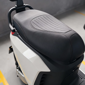 Scooter Barato con Precio de Descuento, Motor de 1000W-2000W, Autonomía de 70-160km, Velocidad de 40-80km/h, Motocicleta N9 con Motor sin Escobillas en el Buje Trasero, Ofrece Alto Rendimiento - Product Image 3