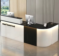 Comptoir de réception en MDF en forme de L, personnalisé, écologique, durable, avec panneau cannelé minimaliste, éclairage LED, pour bureau, hôtel, spa, clinique