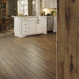 Revêtement de sol stratifié blanc délavé en diamant, 50 unités, 12mm - Product Image 1