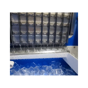 Cubitos de Hielo de Fusión Lenta Enfrían Bebidas Rápidamente Sin Dilución Ideal para Bares, Hoteles, Restaurantes, Cafeterías y Servicios de Catering - Product Image 2